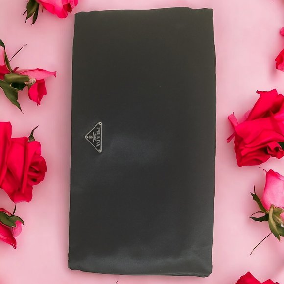 Authentic Prada Clutch - Picture 1 of 3